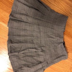 Brandy Melville plaid skirt